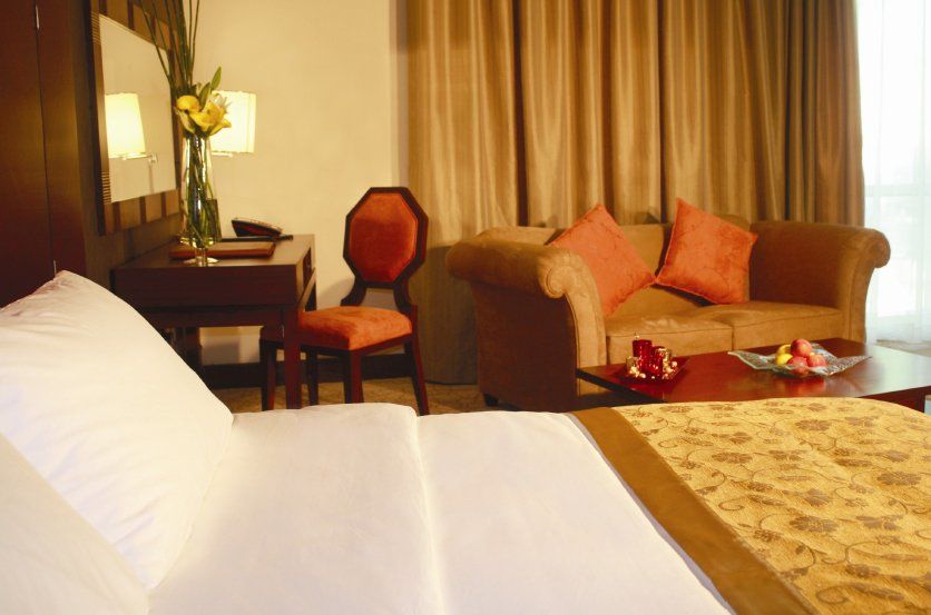 Amt Mena Doha
