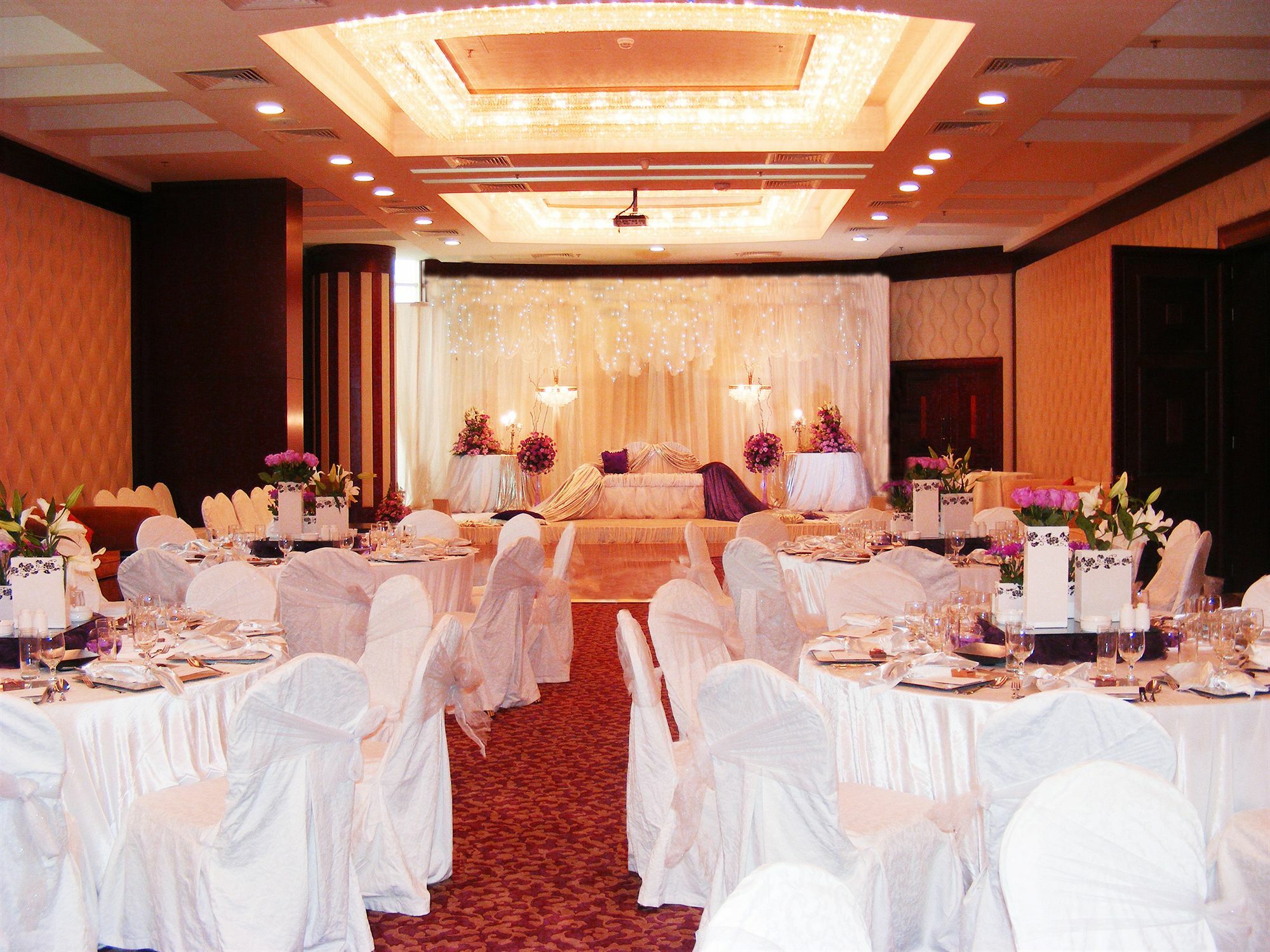 Amt Mena Apart Otel 4*