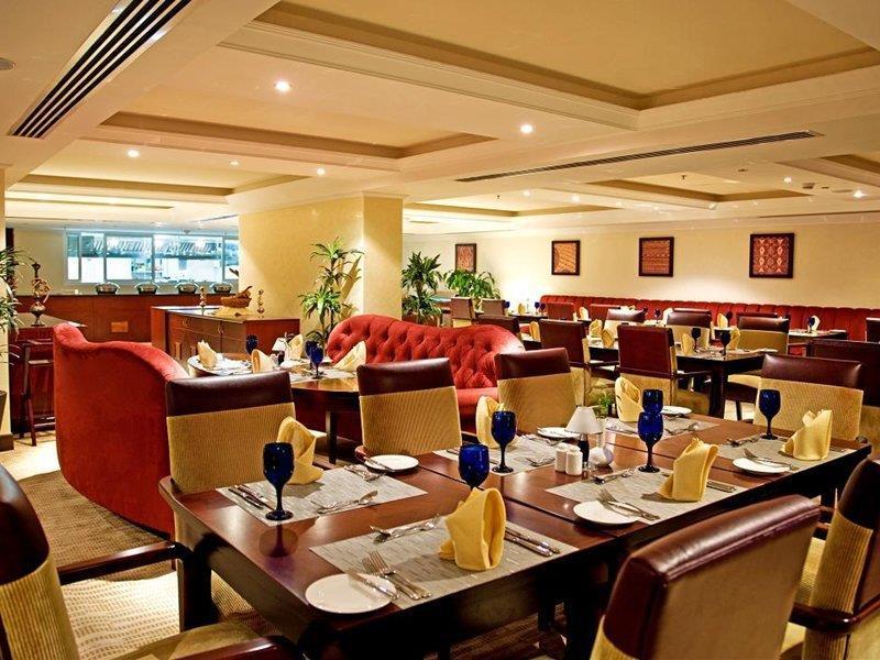 Apartahotel Amt Mena Doha